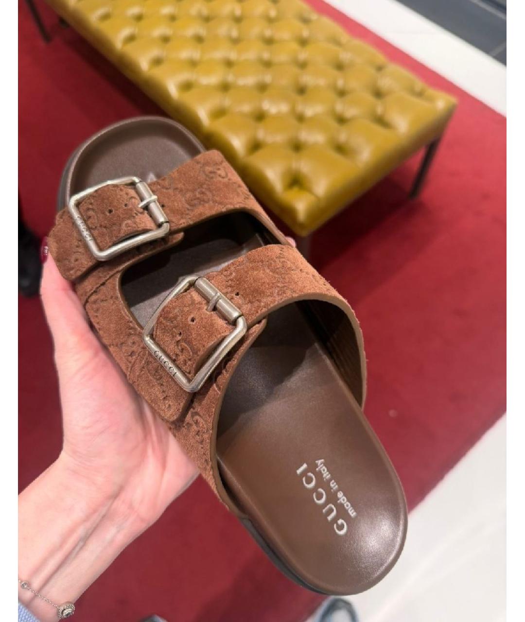 GUCCI Коричневые замшевые шлепанцы, фото 3