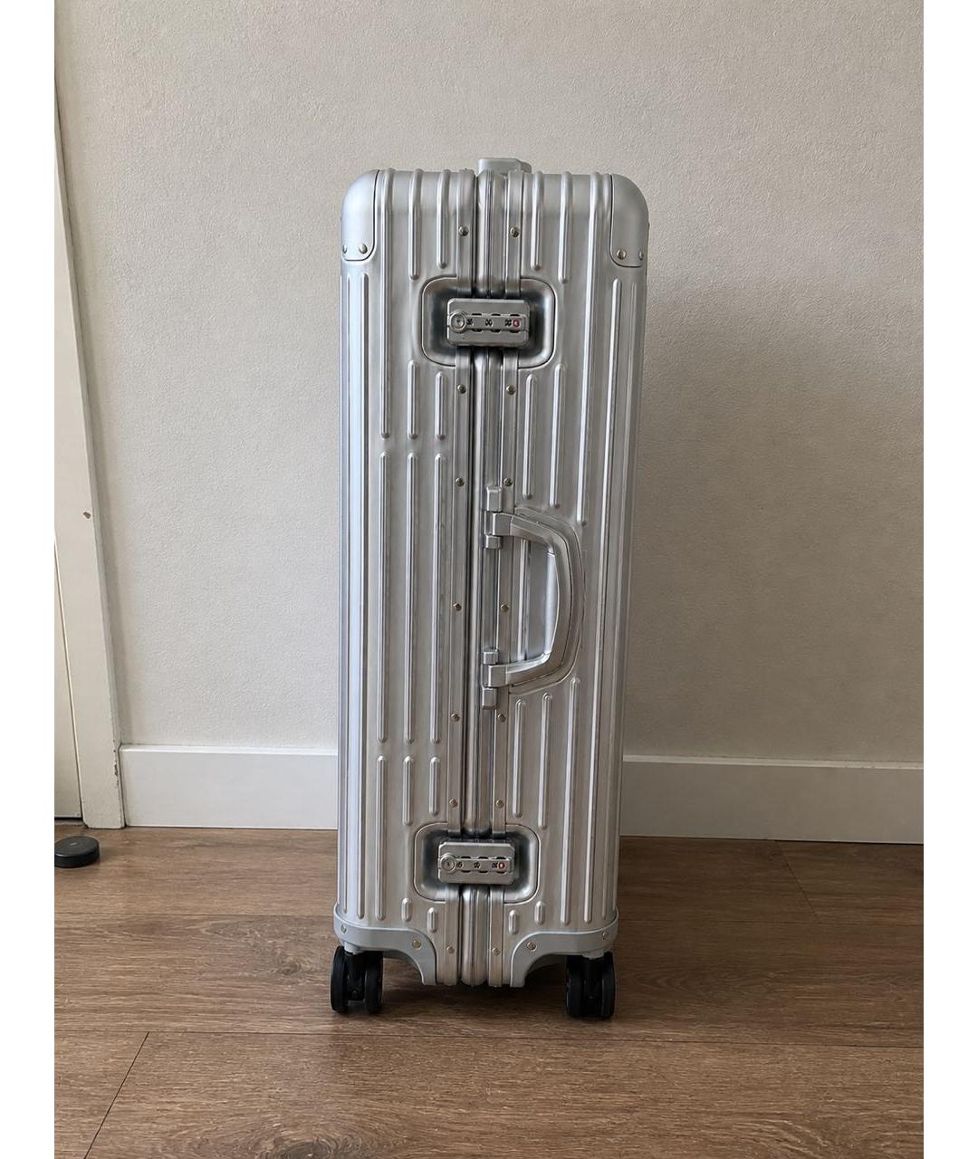 Rimowa Серебрянный чемодан, фото 3