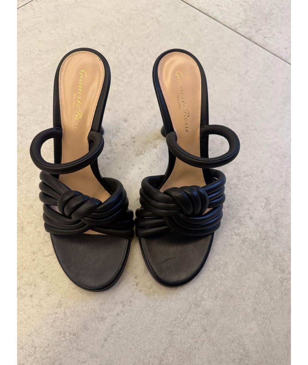GIANVITO ROSSI Черные кожаные босоножки, фото 2