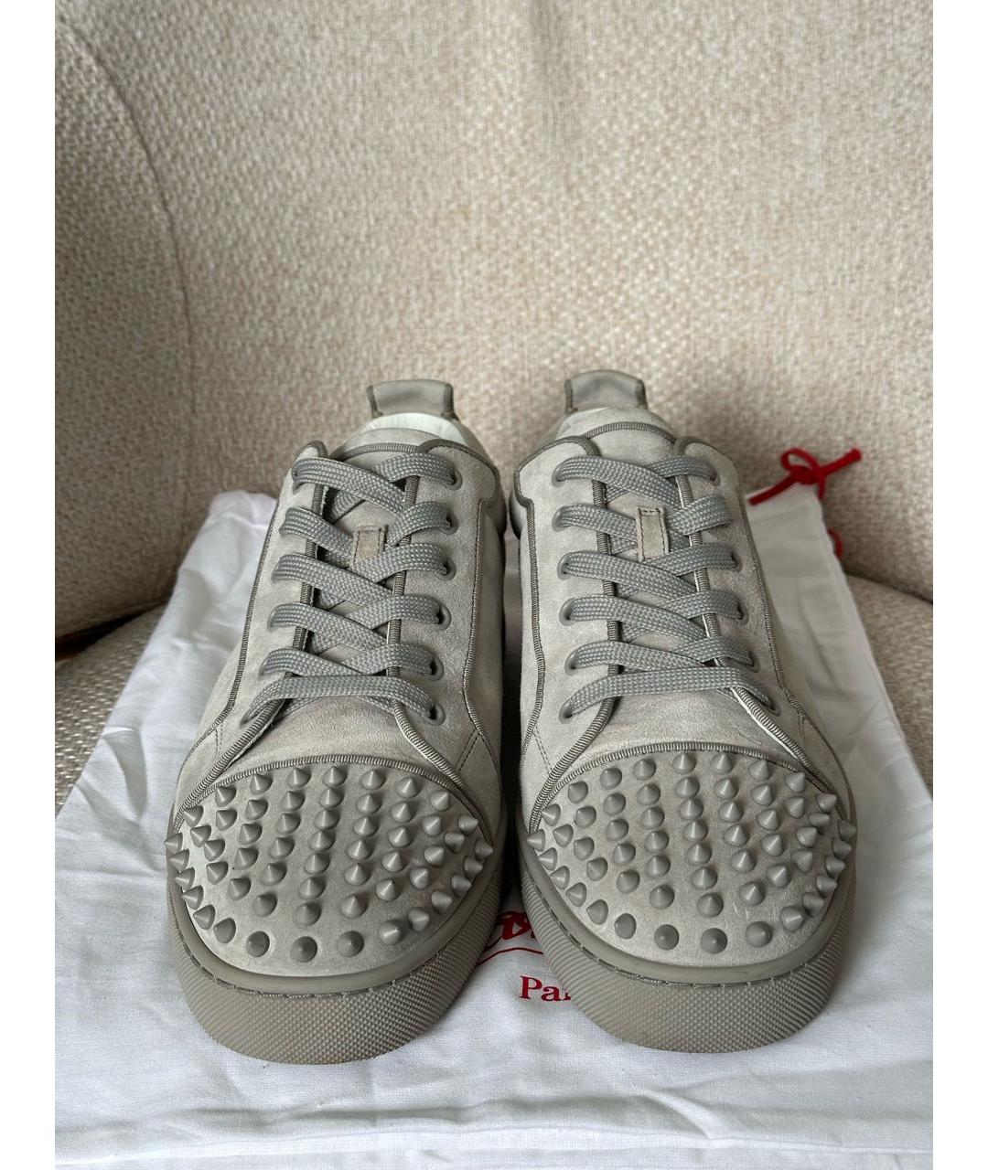 CHRISTIAN LOUBOUTIN Серые замшевые низкие кроссовки / кеды, фото 2