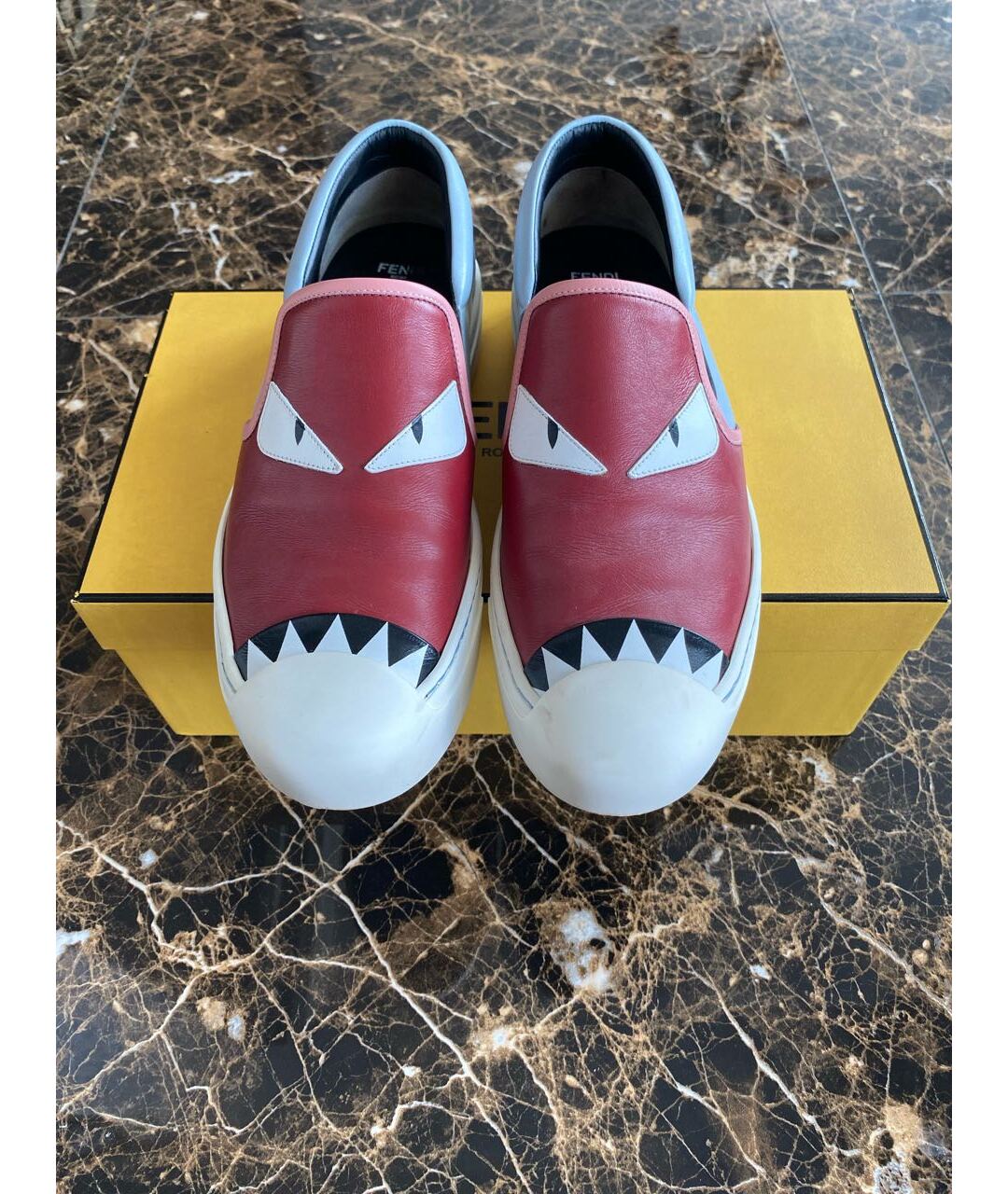 FENDI Голубые кожаные слипоны, фото 2