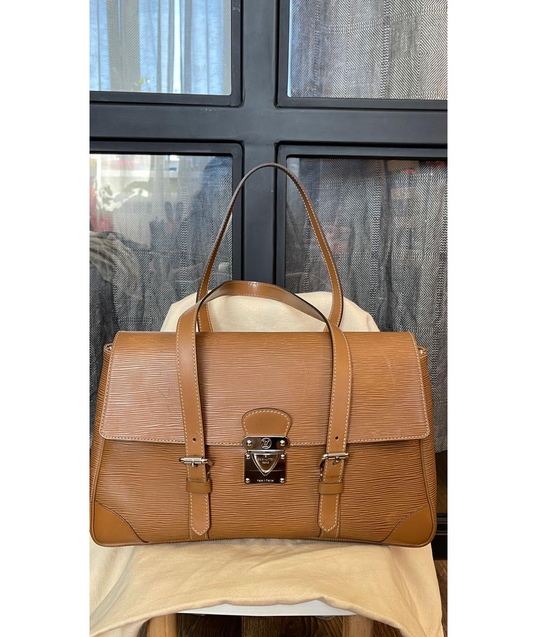 LOUIS VUITTON Бежевая кожаная сумка с короткими ручками, фото 9