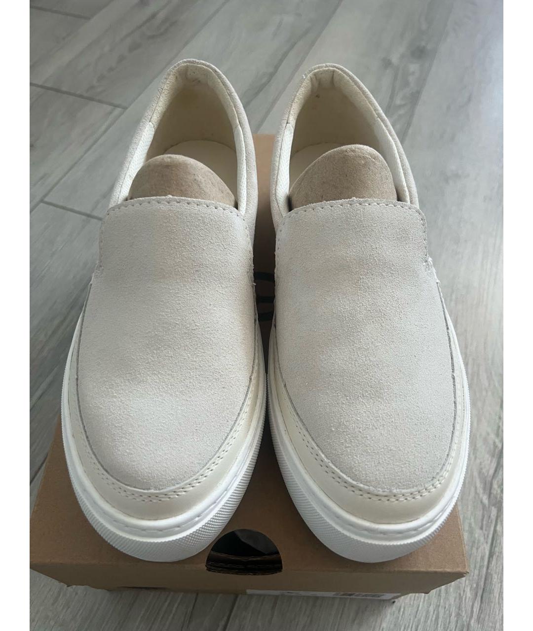 UGG AUSTRALIA Бежевые замшевые лоферы, фото 2