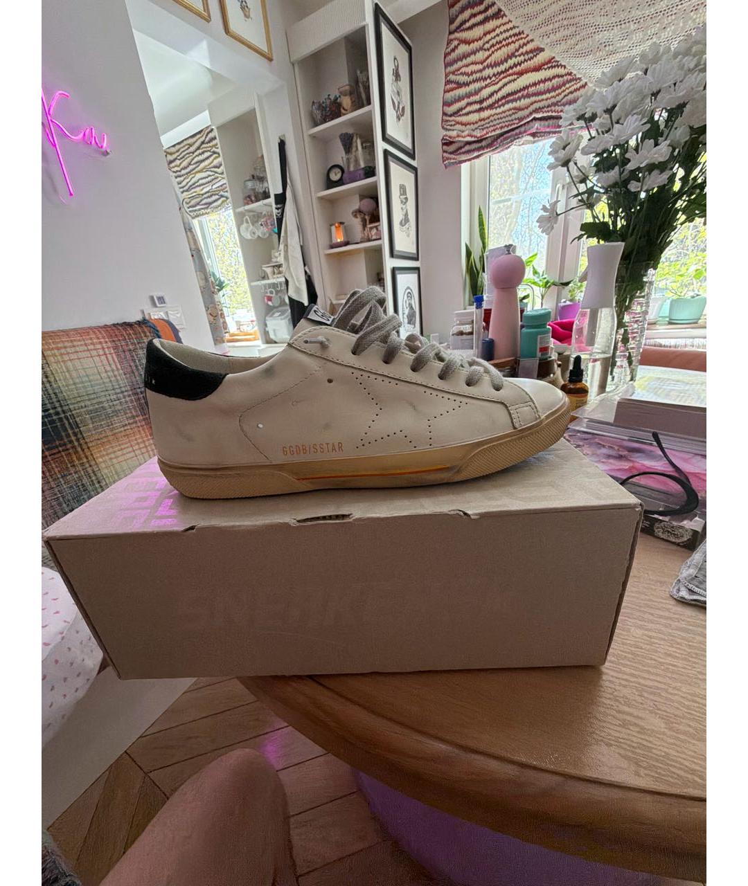 GOLDEN GOOSE DELUXE BRAND Белые кожаные низкие кроссовки / кеды, фото 5