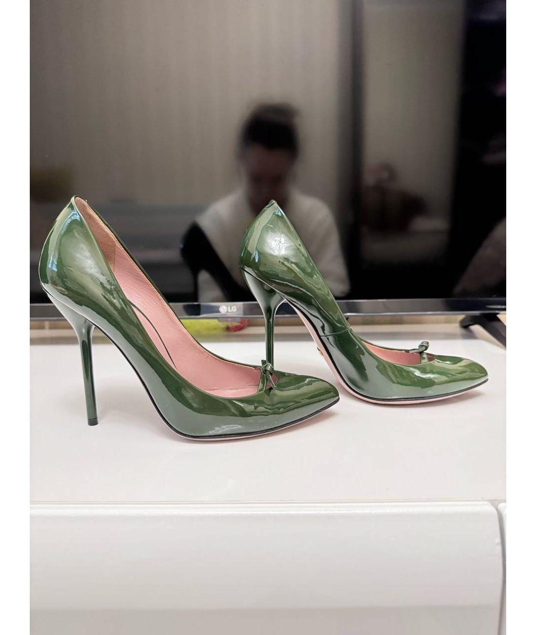GUCCI Зеленые туфли из лакированной кожи, фото 9