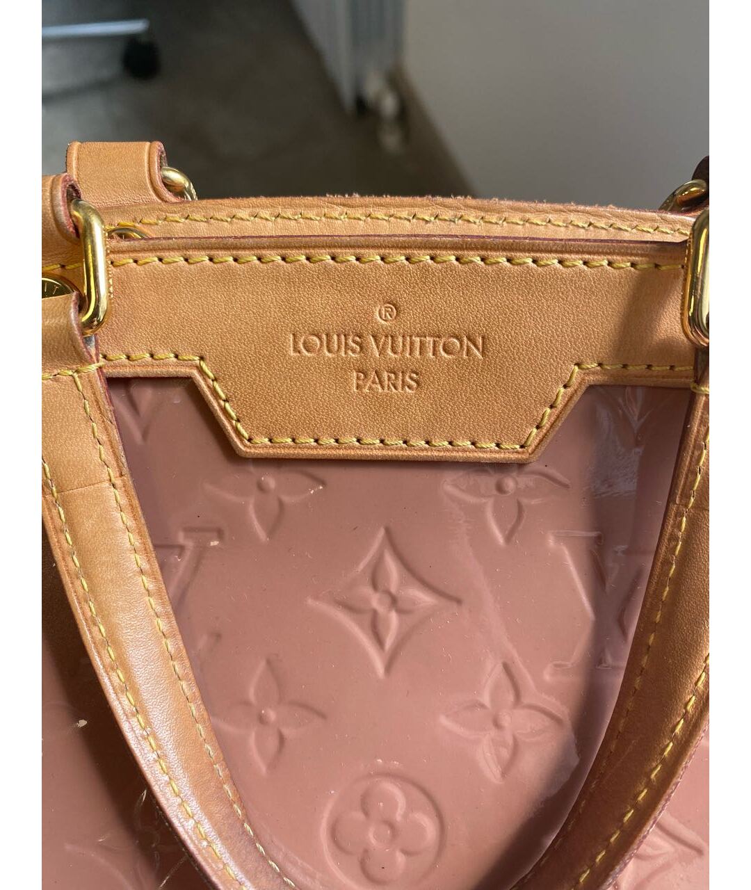 LOUIS VUITTON PRE-OWNED Розовая сумка с короткими ручками из лакированной кожи, фото 7