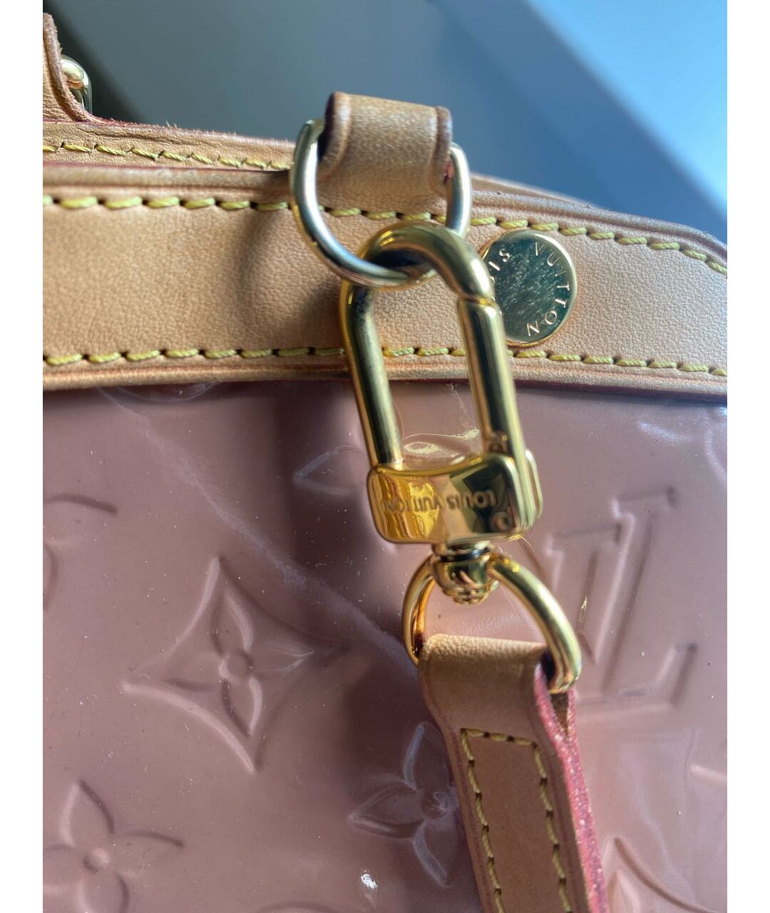 LOUIS VUITTON PRE-OWNED Розовая сумка с короткими ручками из лакированной кожи, фото 5