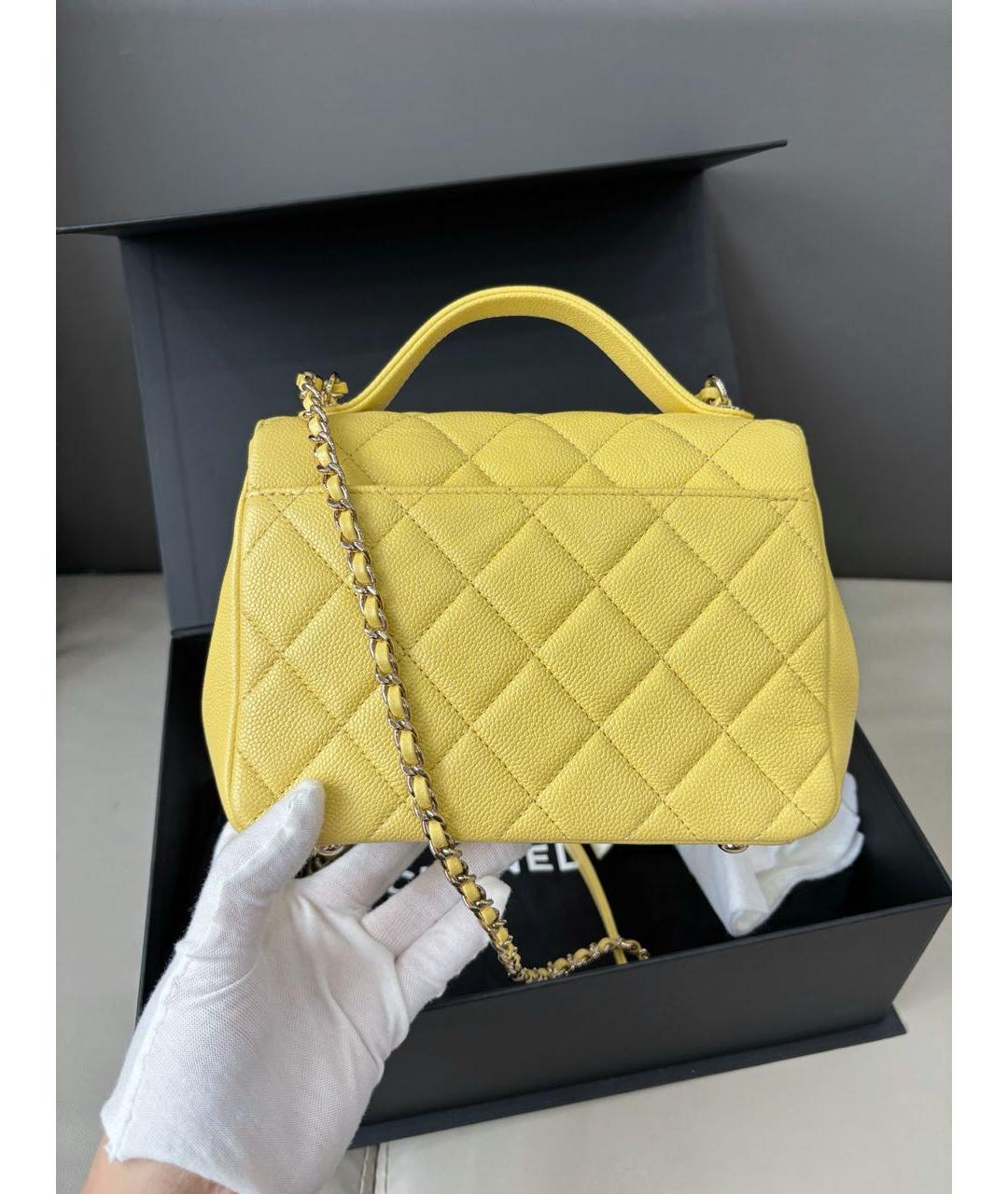 CHANEL Желтая кожаная сумка через плечо, фото 4