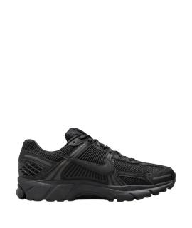 NIKE Низкие кроссовки / кеды