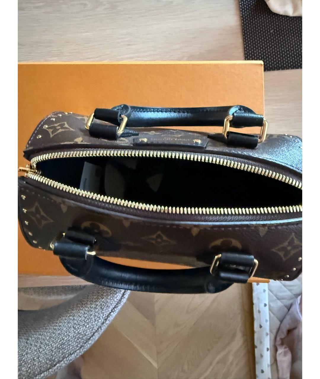 LOUIS VUITTON Коричневая сумка с короткими ручками, фото 4