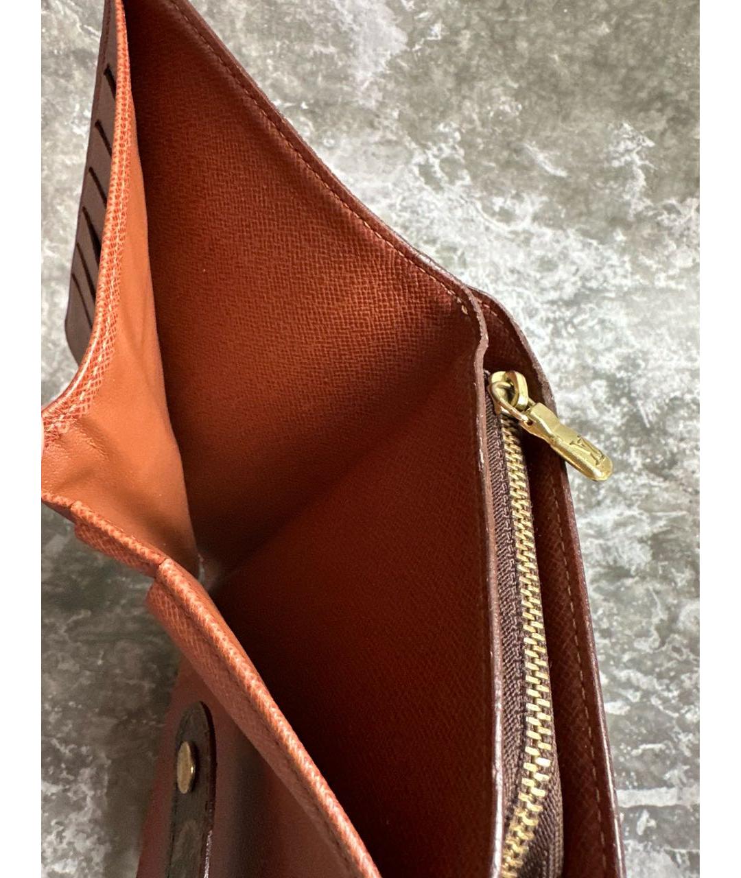 LOUIS VUITTON Коричневый кошелек, фото 6