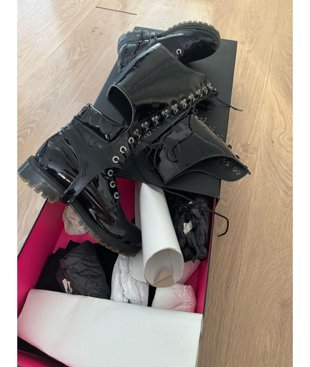 JIMMY CHOO Черные ботфорты из лакированной кожи, фото 6