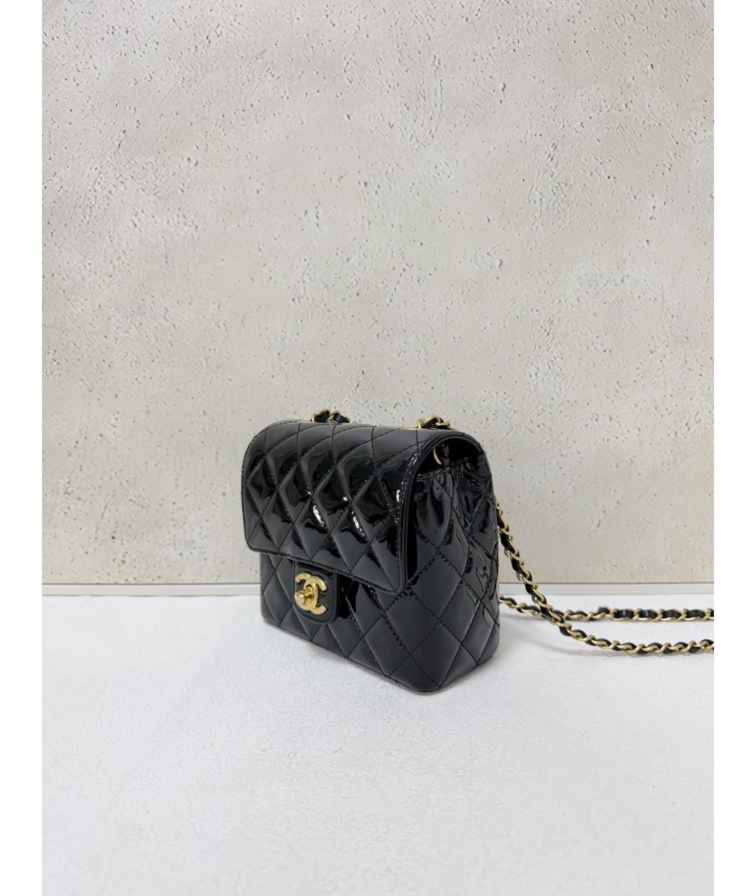 CHANEL Черная кожаная сумка через плечо, фото 4