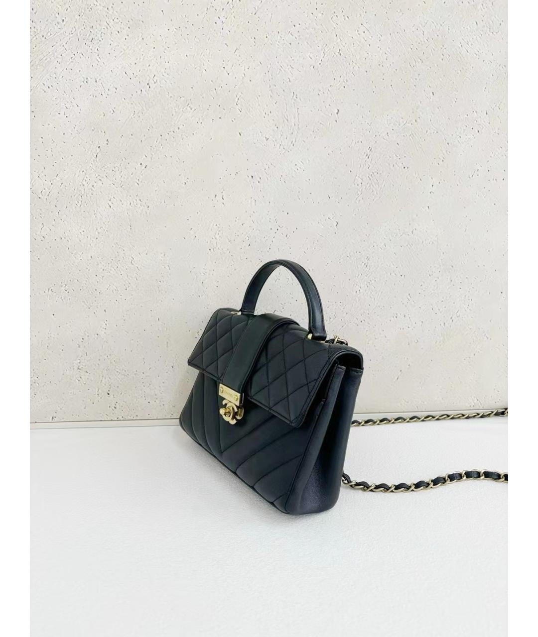 CHANEL Черная кожаная сумка с короткими ручками, фото 4