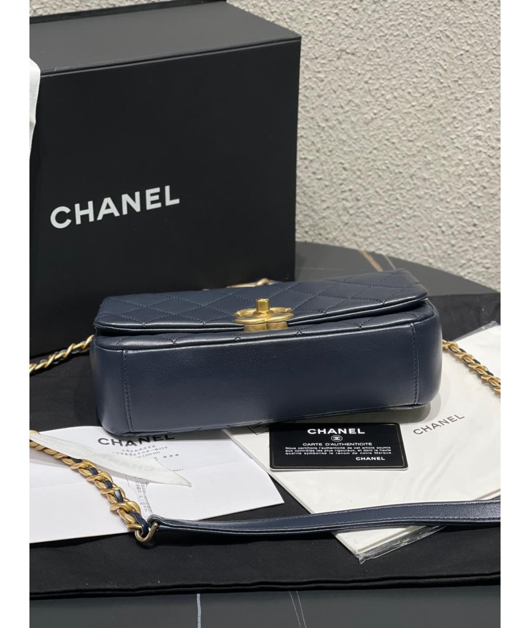 CHANEL Темно-синяя кожаная сумка через плечо, фото 7