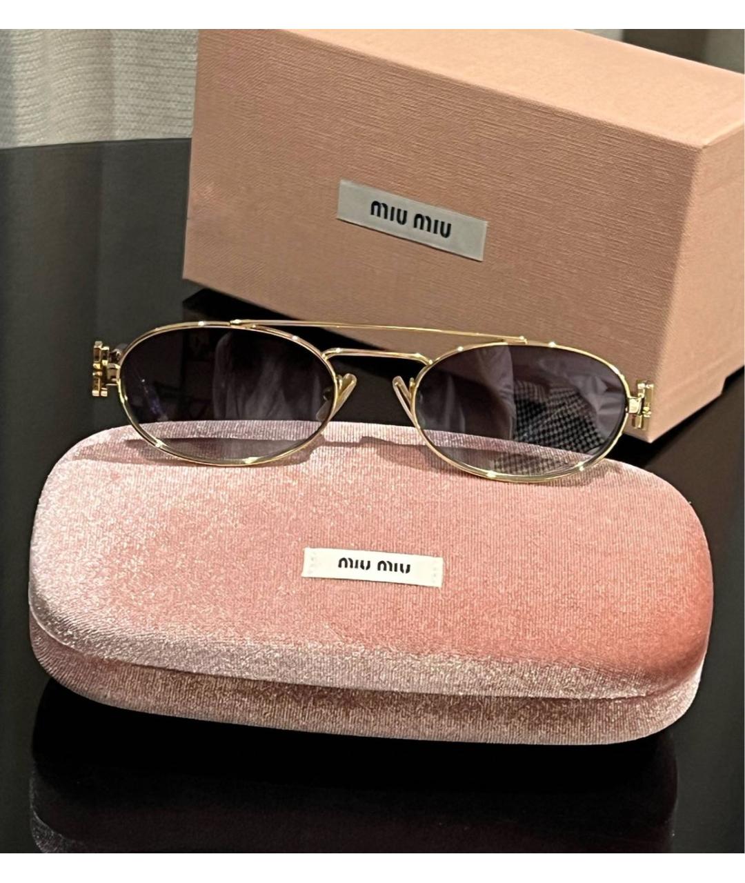 MIU MIU Золотые металлические солнцезащитные очки, фото 3