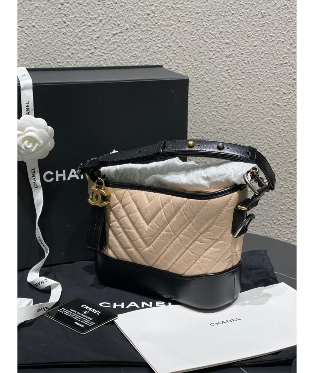 CHANEL Бежевая кожаная сумка через плечо, фото 3