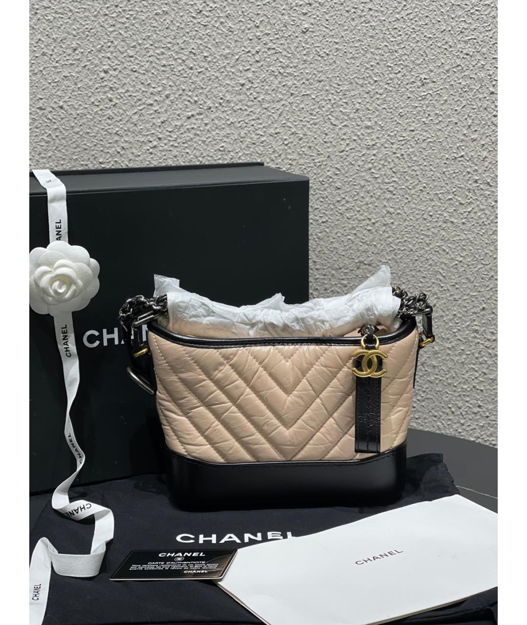 CHANEL Бежевая кожаная сумка через плечо, фото 9