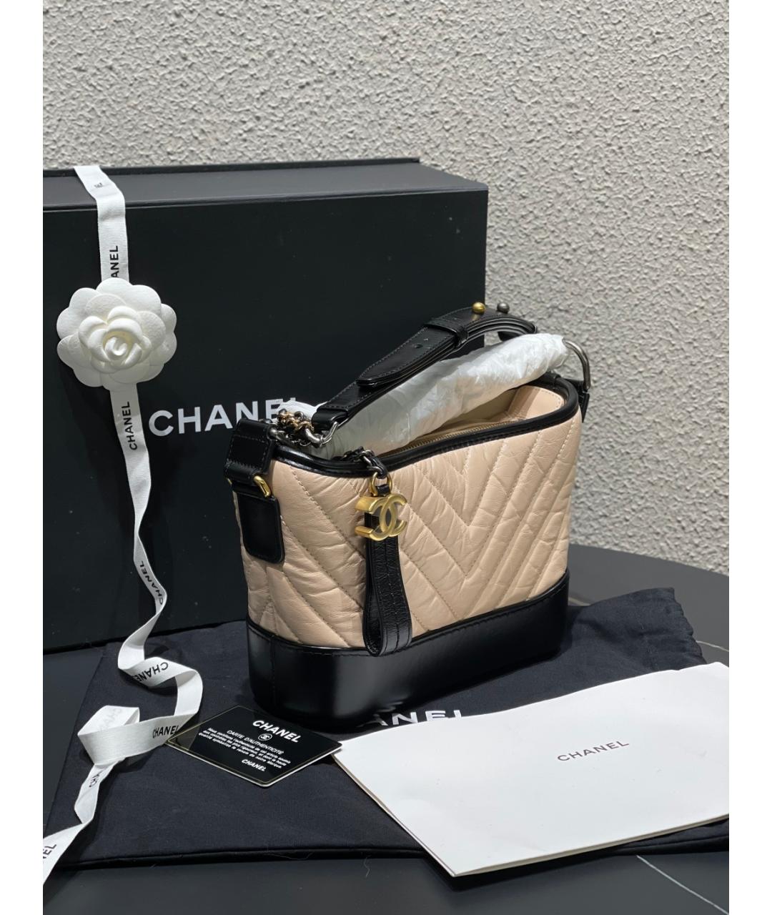 CHANEL Бежевая кожаная сумка через плечо, фото 2