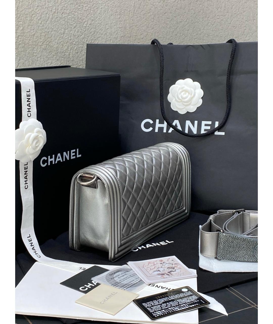 CHANEL Серебряная кожаная сумка через плечо, фото 5
