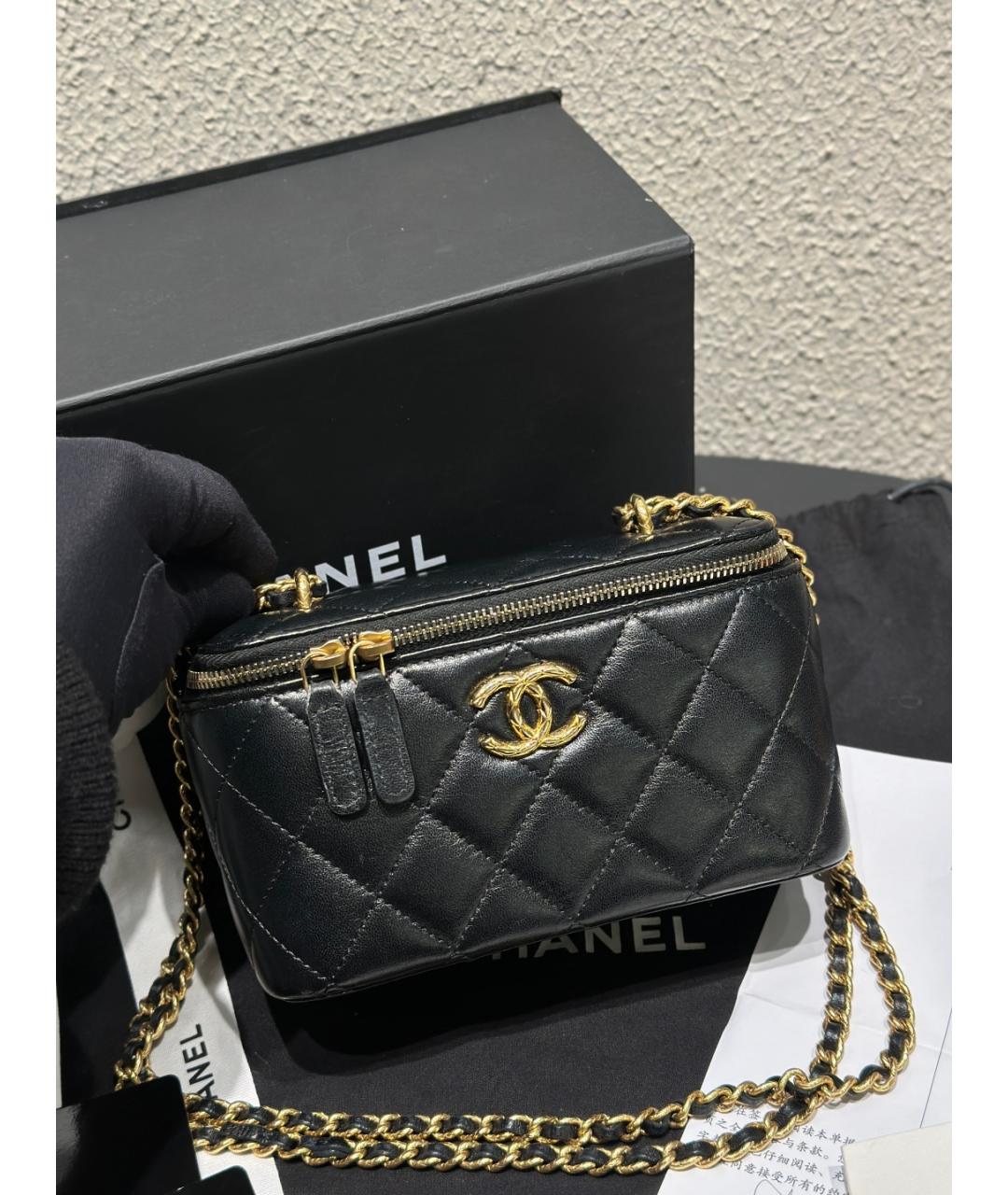CHANEL Черная кожаная сумка через плечо, фото 2