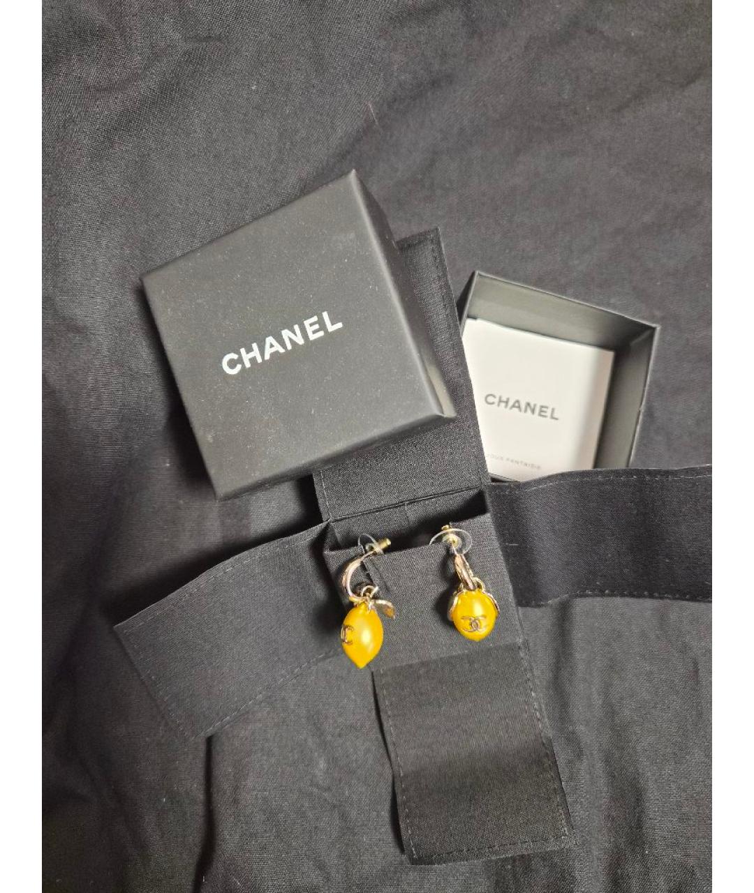 CHANEL Желтые металлические серьги, фото 5