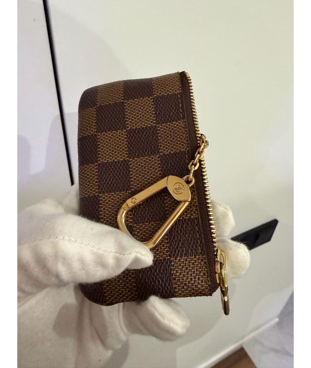 LOUIS VUITTON Коричневая ключница, фото 6