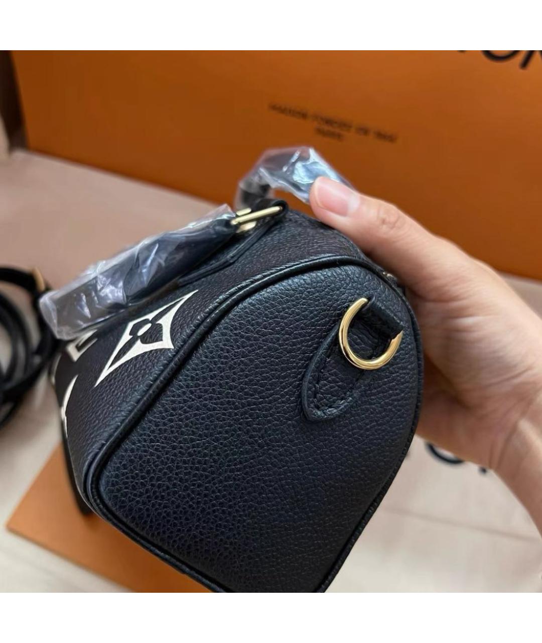 LOUIS VUITTON Черная сумка через плечо, фото 5