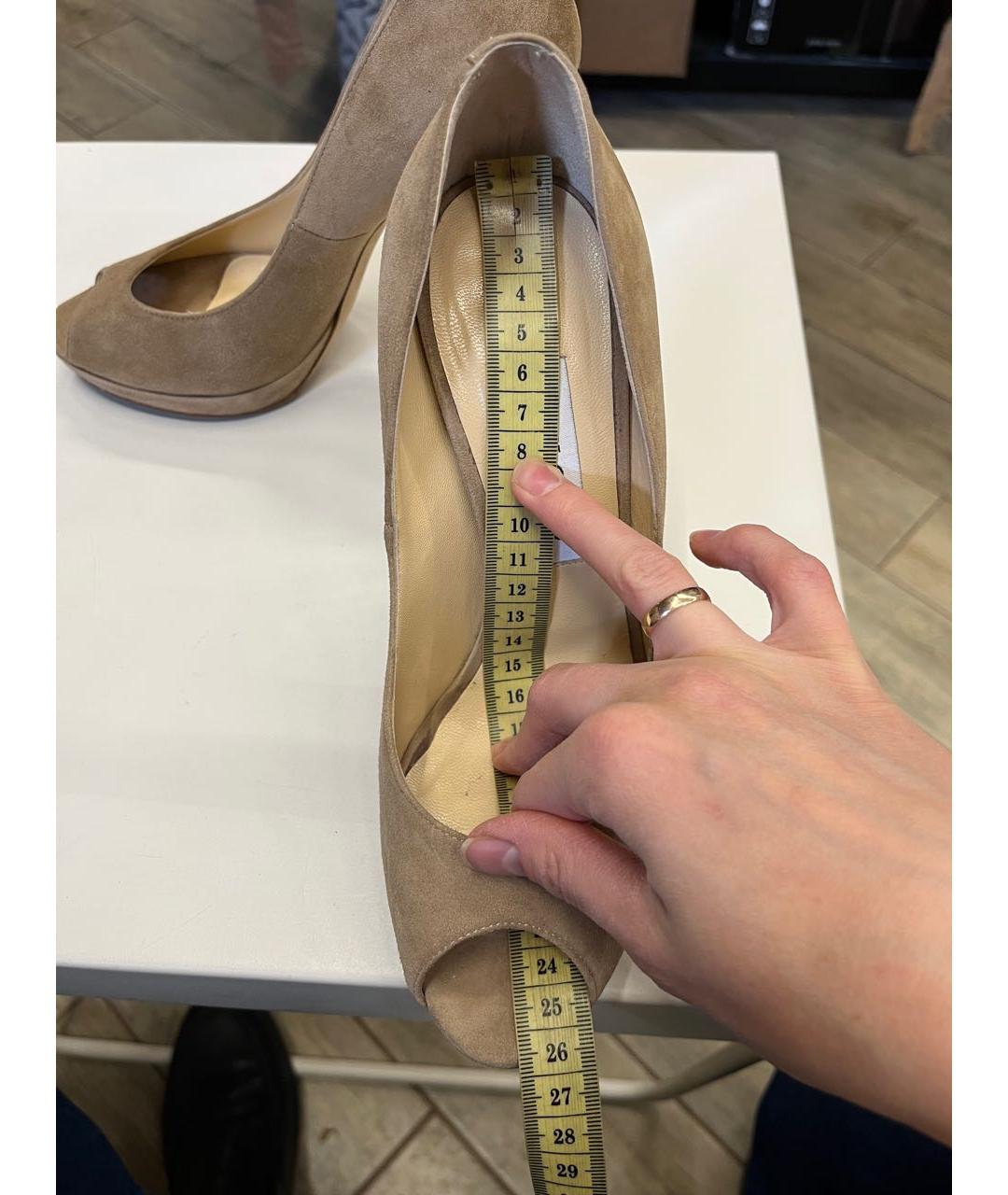 JIMMY CHOO Бежевые замшевые туфли, фото 3