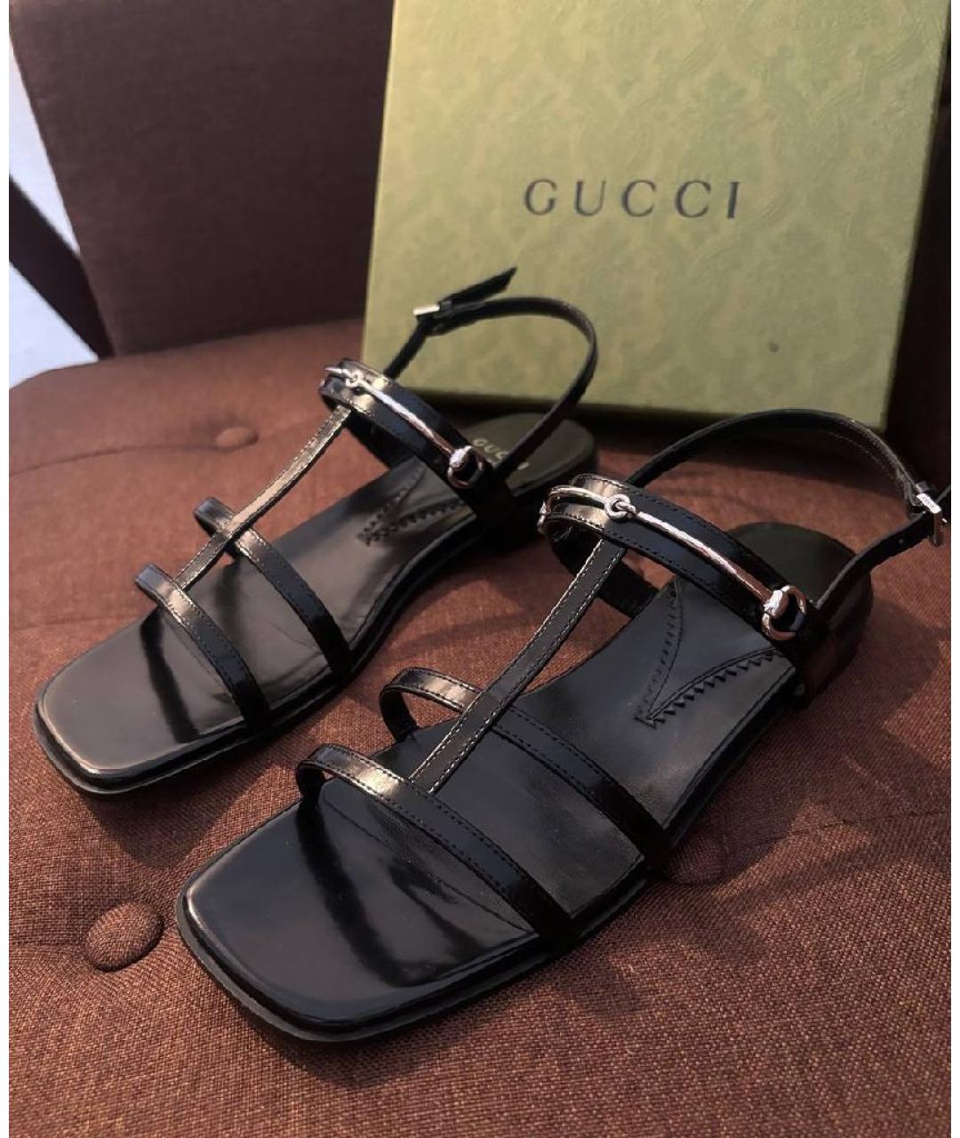 GUCCI Черные сандалии из лакированной кожи, фото 3