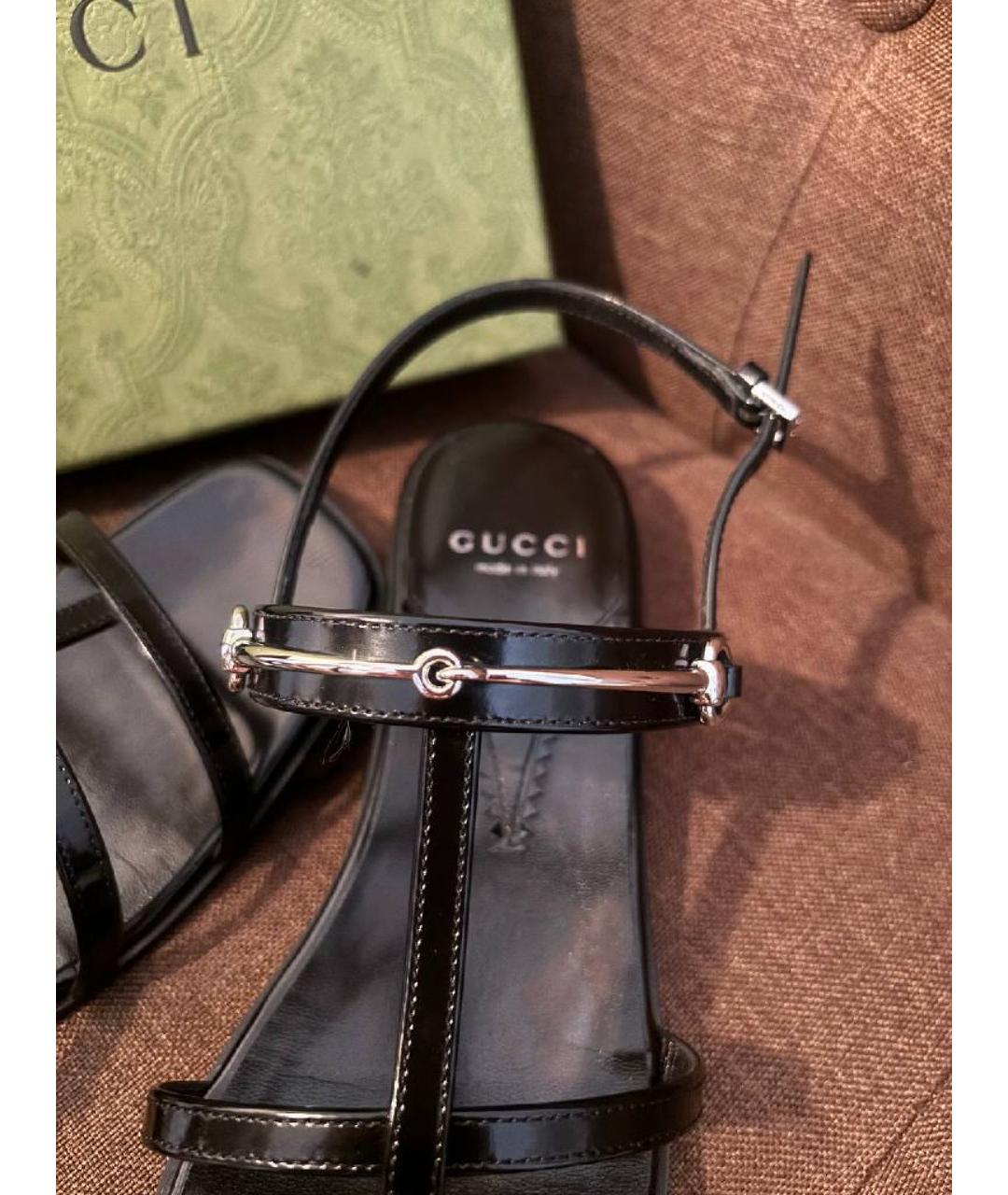 GUCCI Черные сандалии из лакированной кожи, фото 5