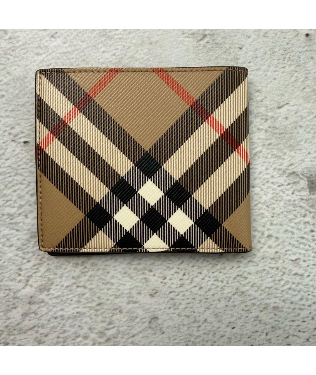BURBERRY Бежевый кожаный кошелек, фото 2
