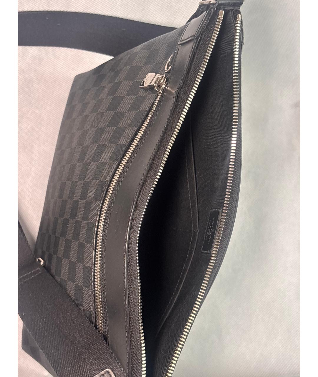 LOUIS VUITTON Темно-синяя кожаная сумка на плечо, фото 4