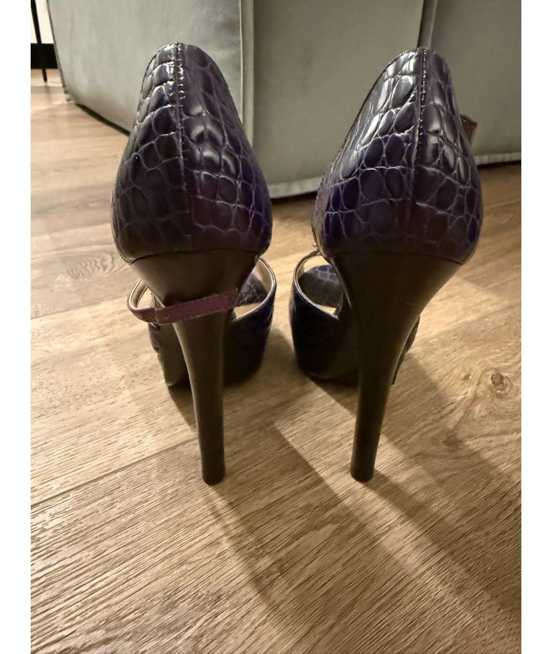 FENDI Фиолетовые босоножки из экзотической кожи, фото 5