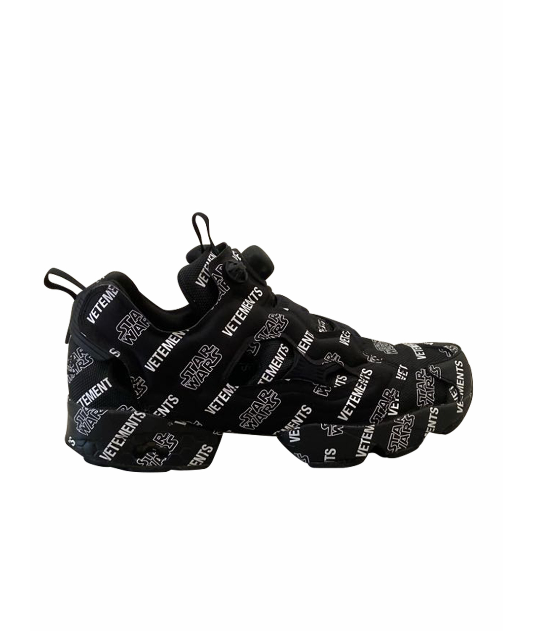 VETEMENTS Черные текстильные низкие кроссовки / кеды, фото 1