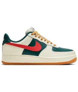 NIKE Кроссовки