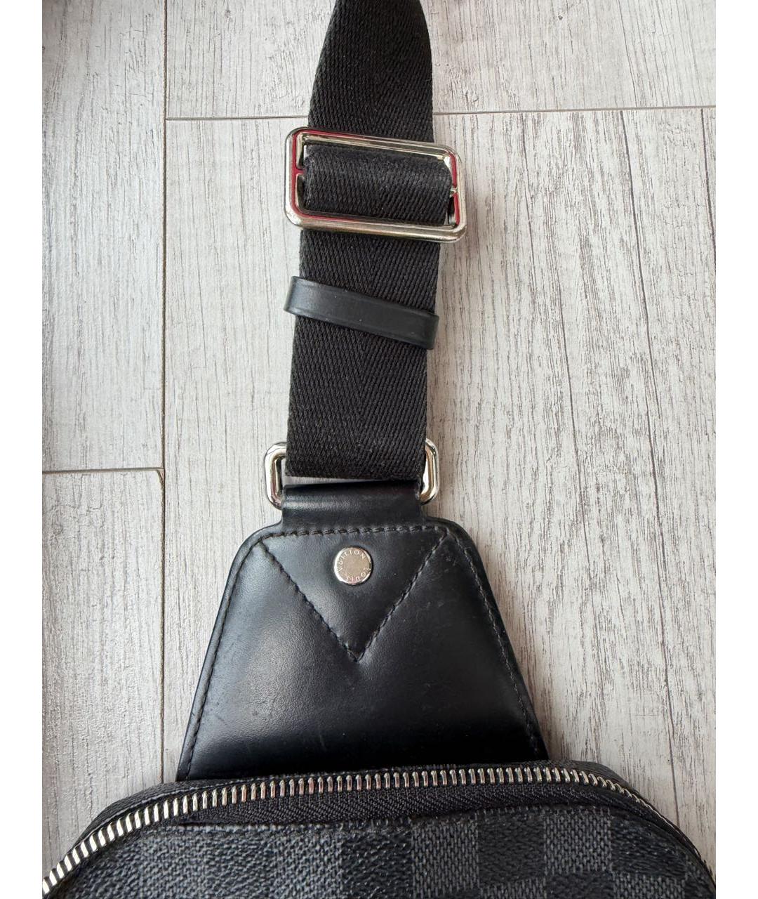 LOUIS VUITTON Антрацитовая сумка на плечо, фото 4