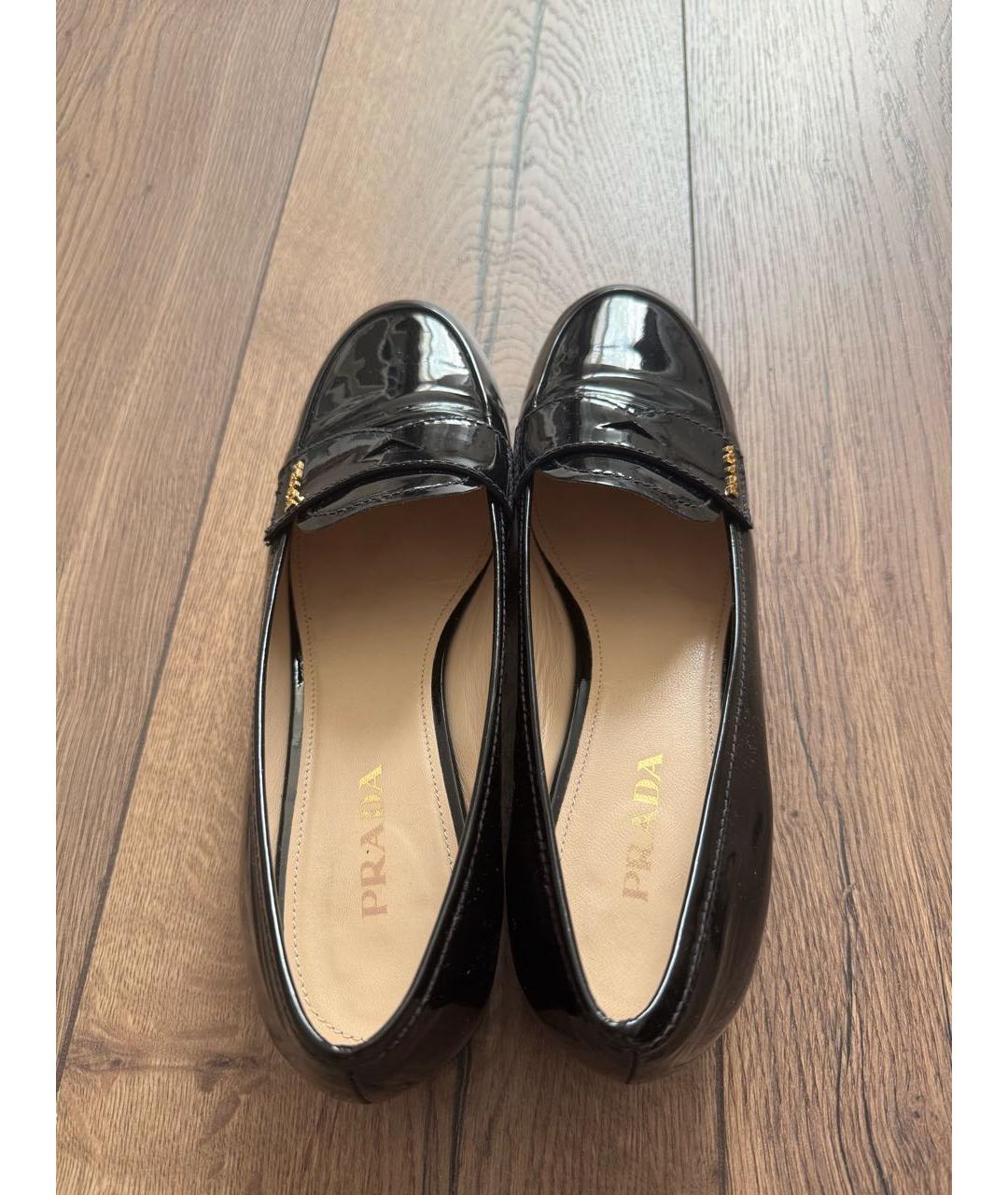 PRADA Черные лоферы из лакированной кожи, фото 3