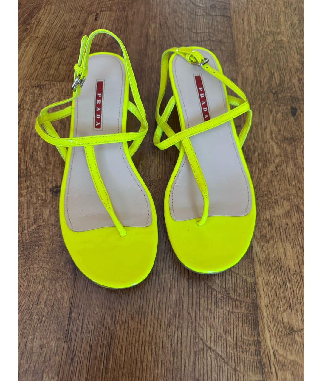 PRADA Желтые кожаные босоножки, фото 6
