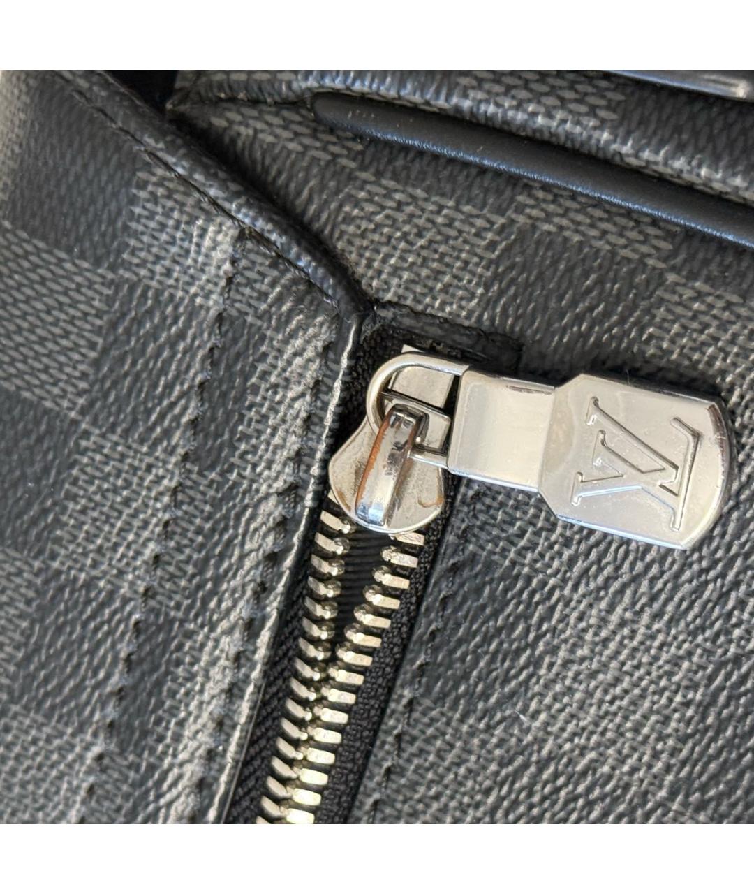 LOUIS VUITTON Черная барсетка, фото 4