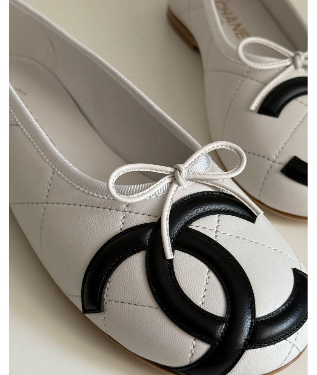 CHANEL Белые кожаные балетки, фото 6
