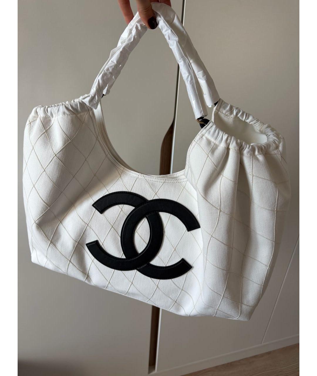 CHANEL Белая деним сумка тоут, фото 2