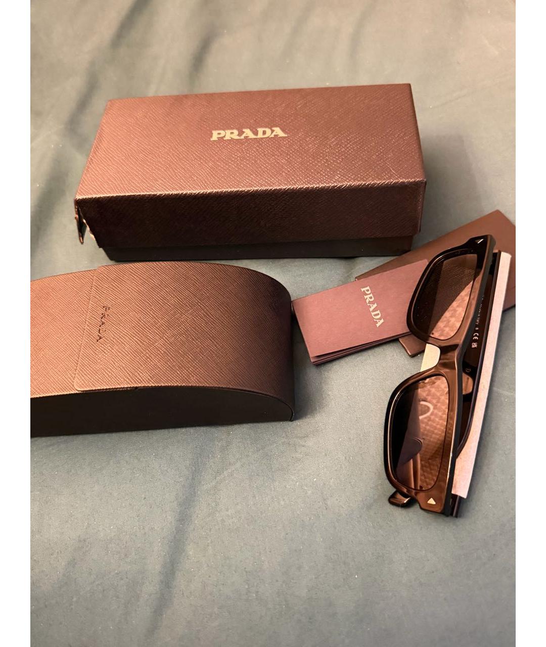 PRADA Черные пластиковые солнцезащитные очки, фото 6
