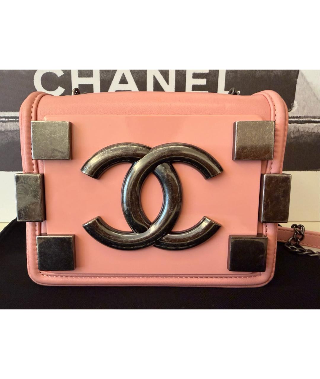 CHANEL Розовая кожаная сумка через плечо, фото 2