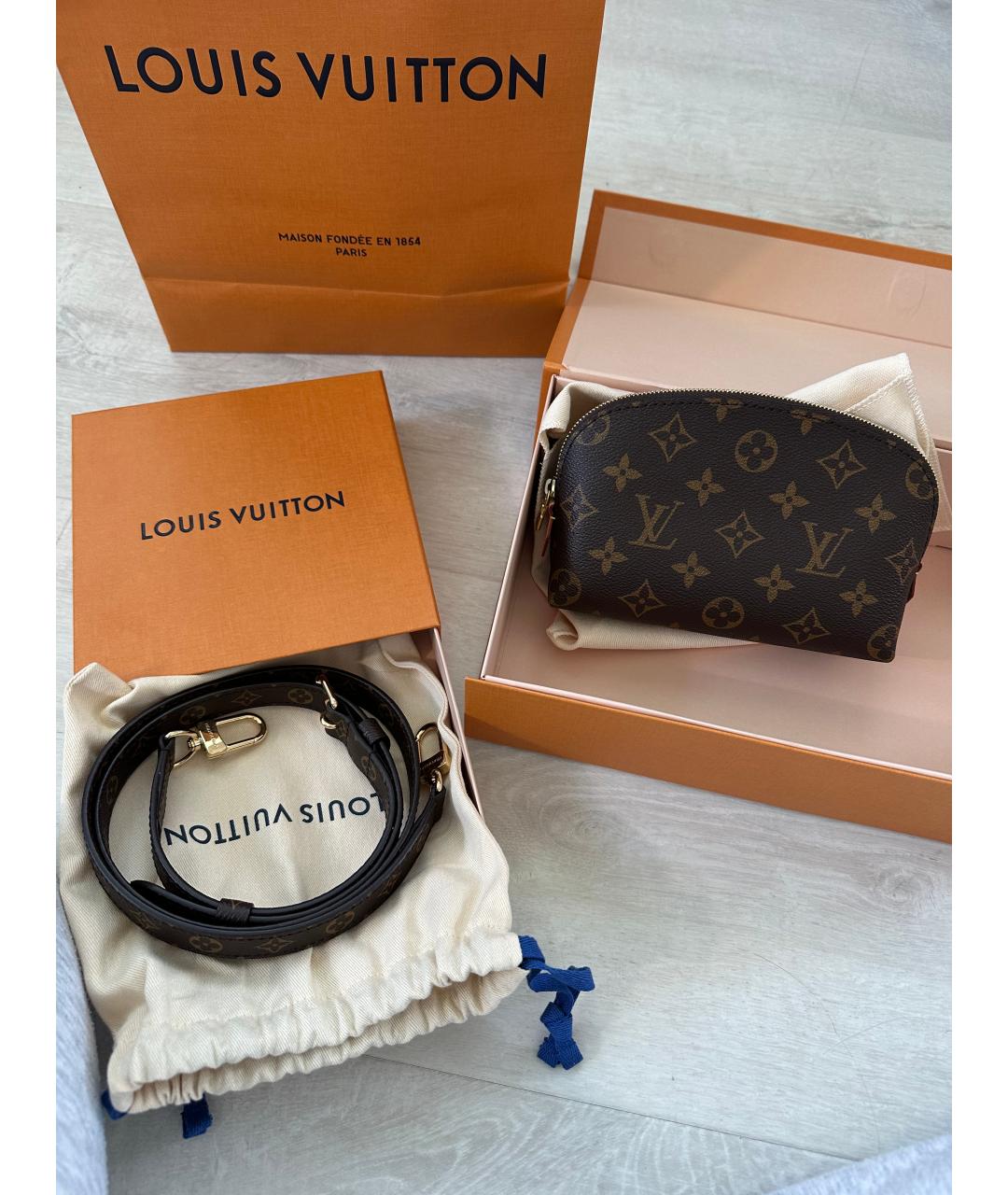 LOUIS VUITTON Коричневая косметичка, фото 2
