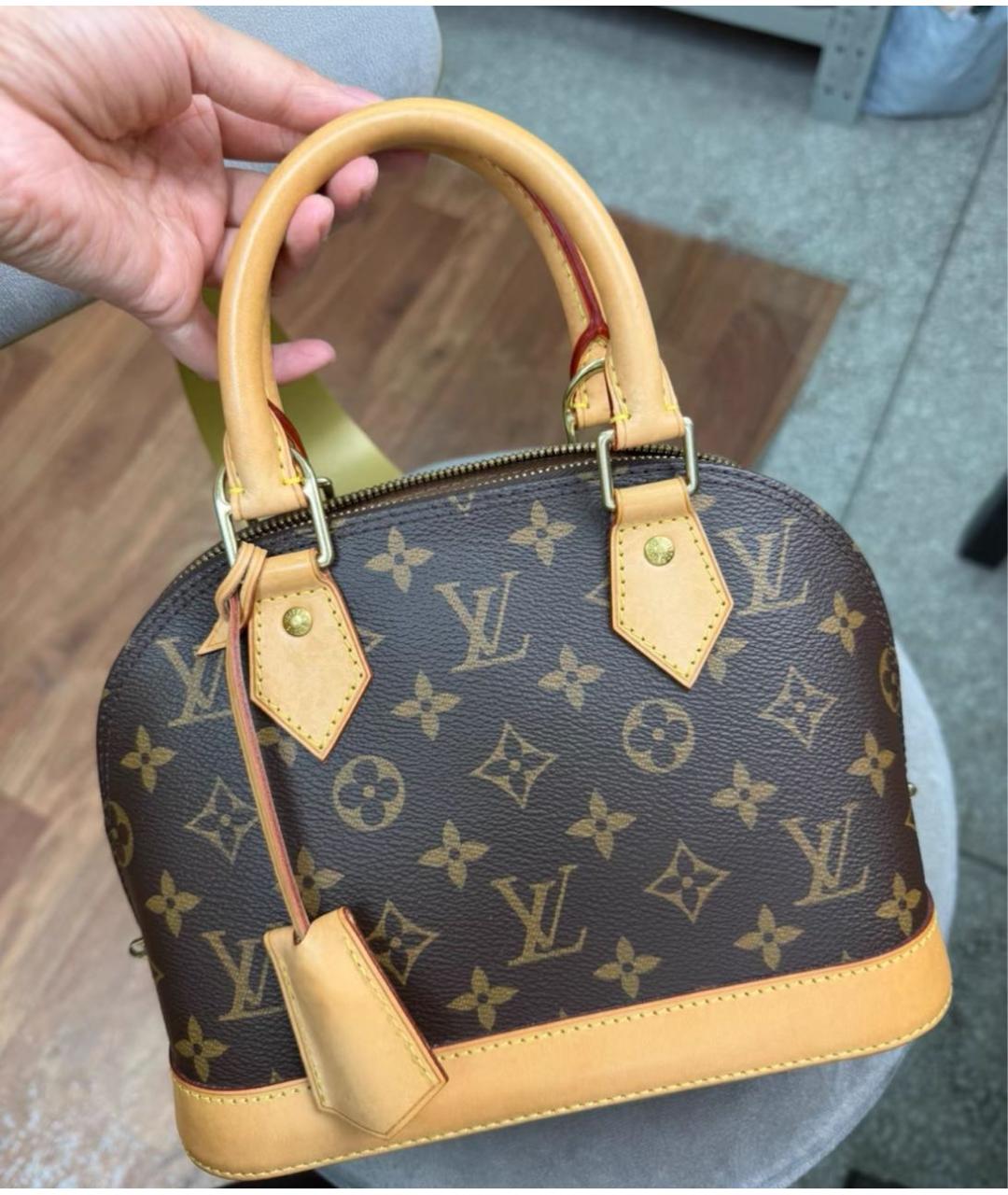 LOUIS VUITTON Коричневая сумка с короткими ручками, фото 2