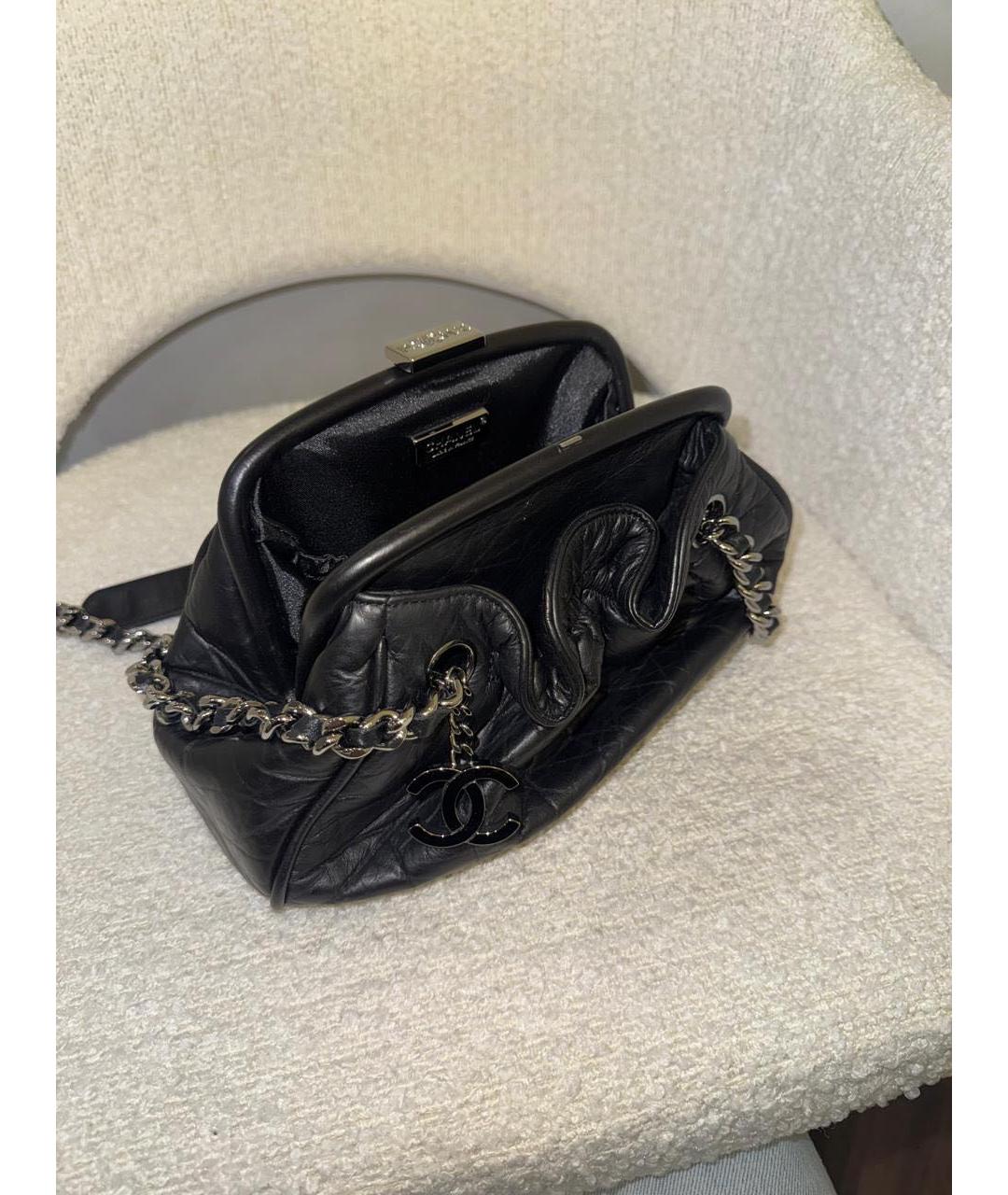 CHANEL Черная кожаная сумка с короткими ручками, фото 3
