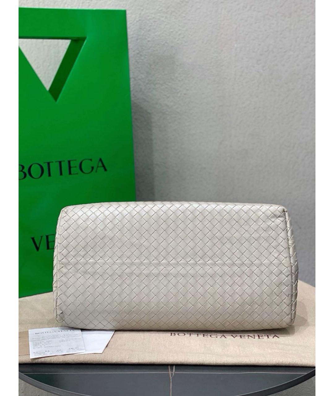 BOTTEGA VENETA Бежевая кожаная сумка с короткими ручками, фото 6