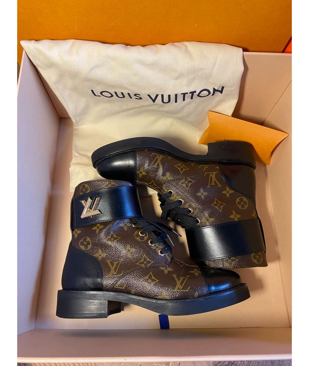 LOUIS VUITTON Коричневые ботинки, фото 5