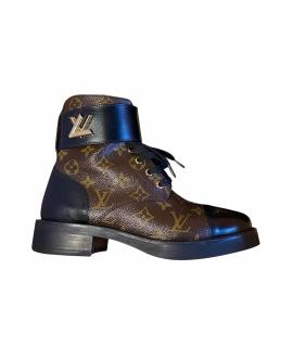 LOUIS VUITTON Ботинки